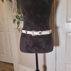 Vtg White Heart Studded Western Belt